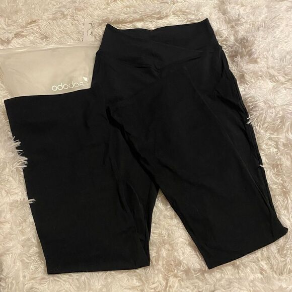 *NWT* Ododos Small Cross Waist Bootcut Black Yoga Pants - Picture 1 of 5